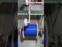 Linea di produzione di giacche blu con cavi in fibra corazzata